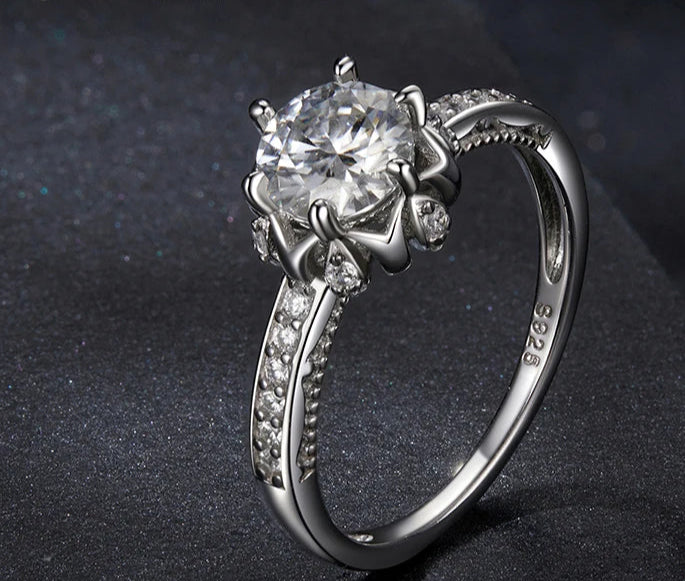 Moissanite Flower Ring 1ct Silver 925